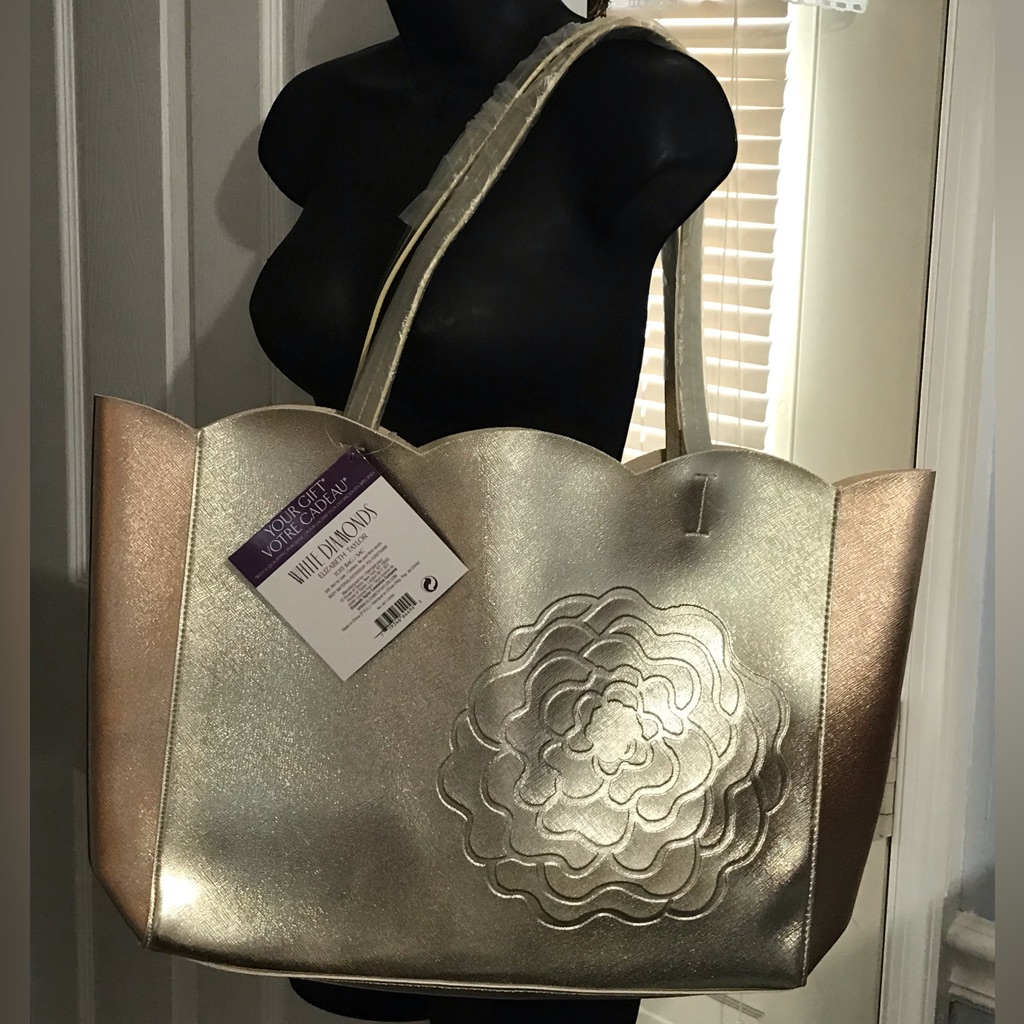 New White Diamonds Elizabeth Taylor Metallic Tote Bag